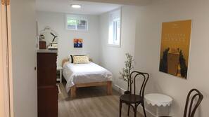 3 chambres, fer et planche à repasser, accès Internet, draps fournis