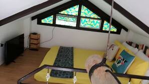 1 bedroom, linens