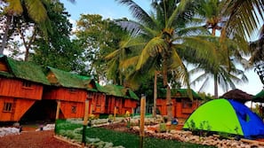 Premium bedding, laptop workspace, free WiFi