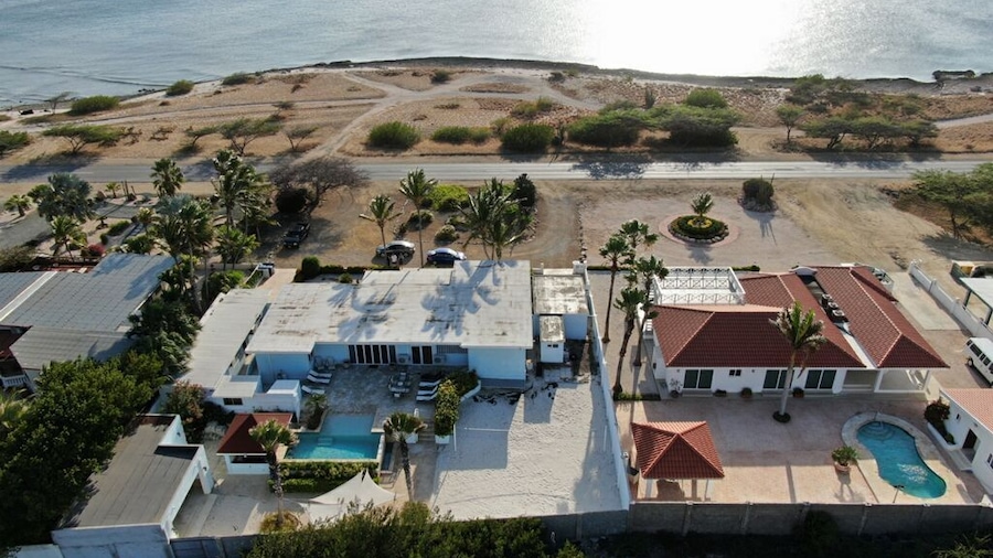 A Ocean View Malmok Villa
