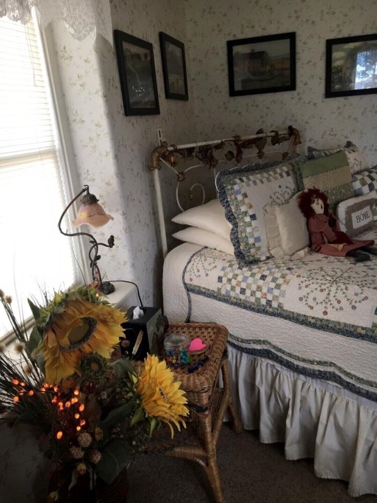 Morning Star Suite The Lancaster County Mansion nearby Lincoln