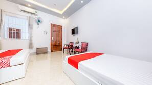 Minibar, desk, free WiFi, bed sheets