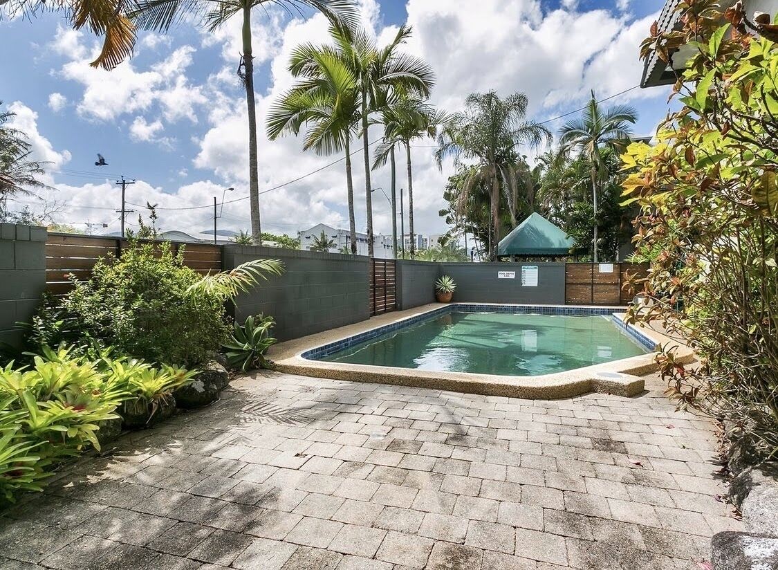 Relax and unwind in Tropical Cairns CBD