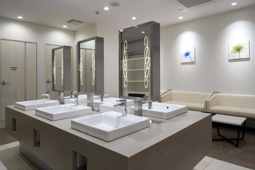 Capsule Hotel J Garden ShinOsaka Deals & Reviews (Osaka, JPN) Wotif