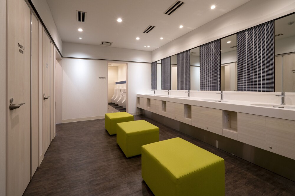 Capsule Hotel J Garden ShinOsaka Deals & Reviews (Osaka, JPN) Wotif