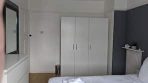 Premium bedding, iron/ironing board, free WiFi, linens