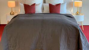 1 Schlafzimmer, Zimmersafe, Bügeleisen/Bügelbrett, Babybetten