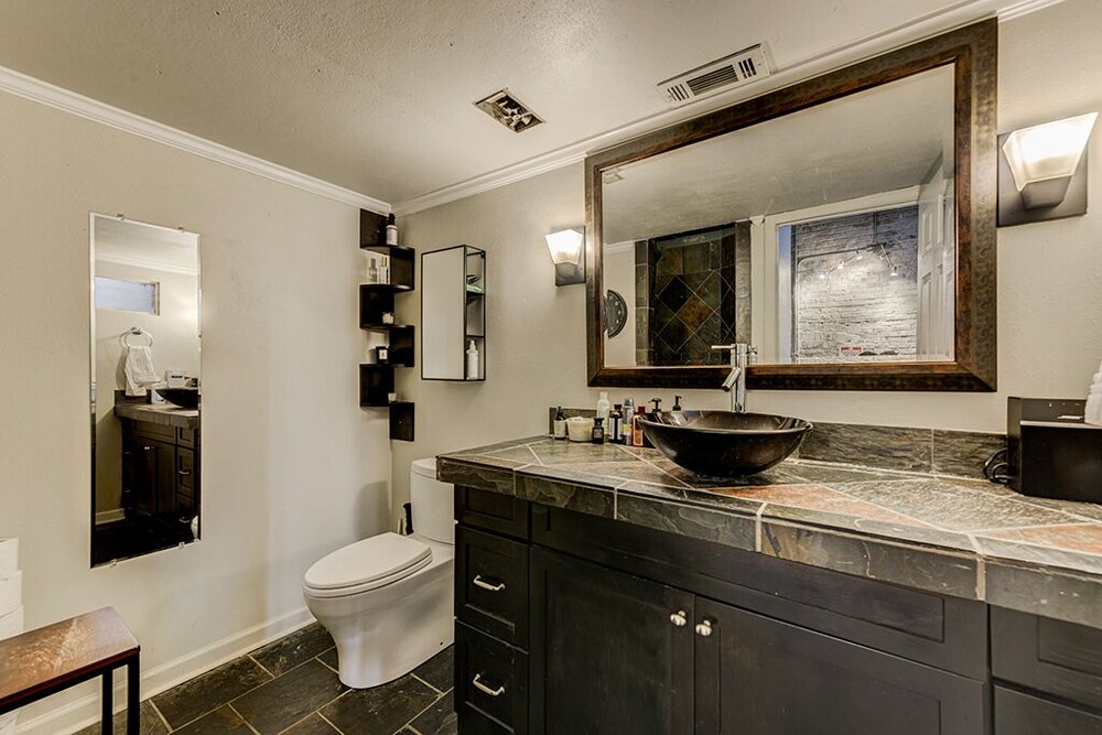 Super cool, centrally located LOFT w/ Spa-like Bathroom