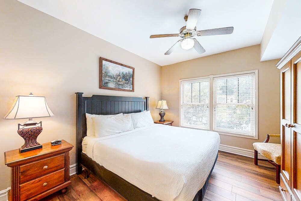 Inviting downtown condo w/ fireplace, balcony & shared pool/hot tub!