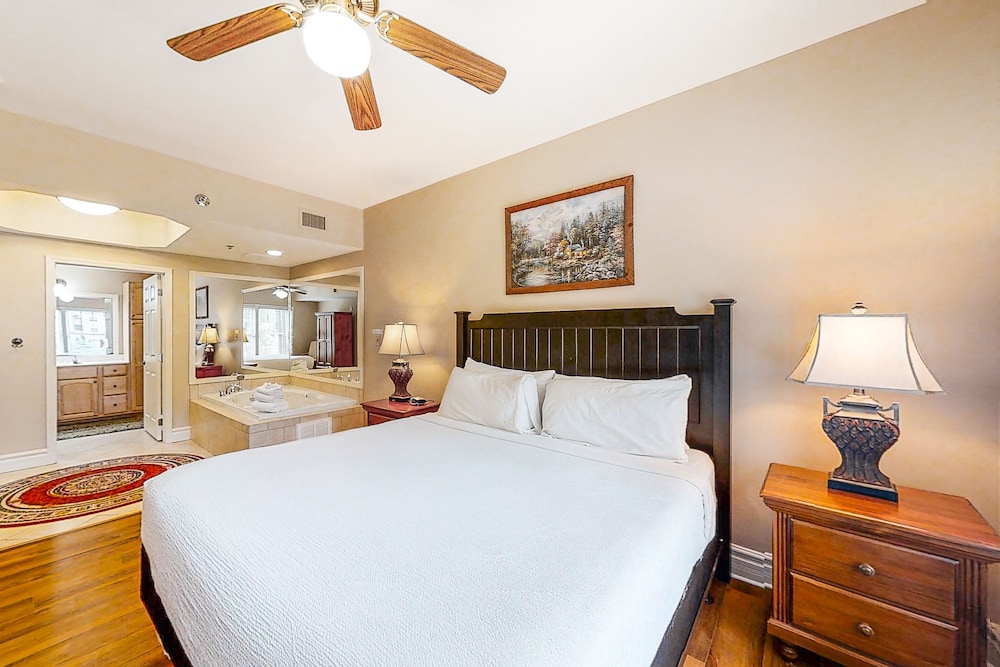 Inviting downtown condo w/ fireplace, balcony & shared pool/hot tub!