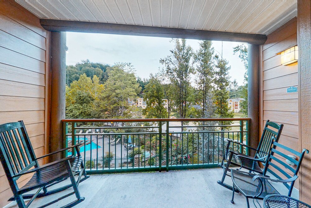 Inviting downtown condo w/ fireplace, balcony & shared pool/hot tub!
