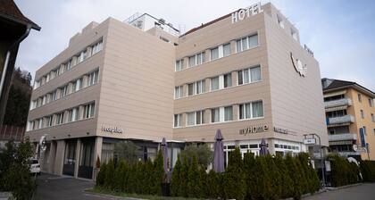 My Home Hotel