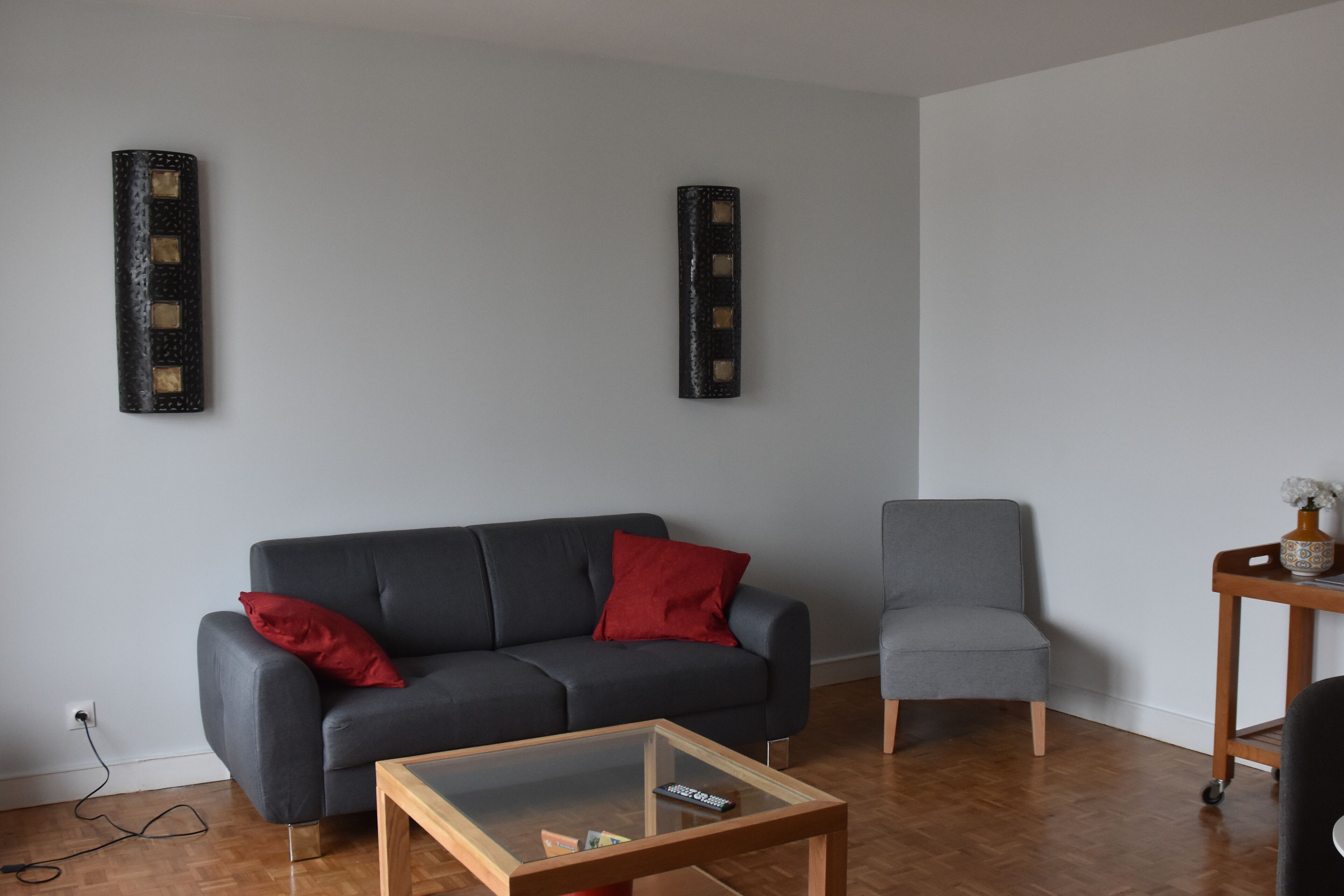 Very nice apartment facing St Remi basilica in Reims, France