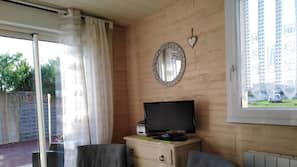 TV with cable channels