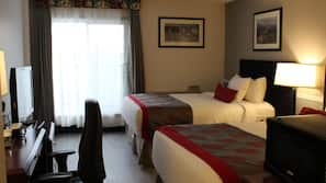 Desk, blackout drapes, iron/ironing board, free WiFi