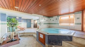 Indoor spa bath