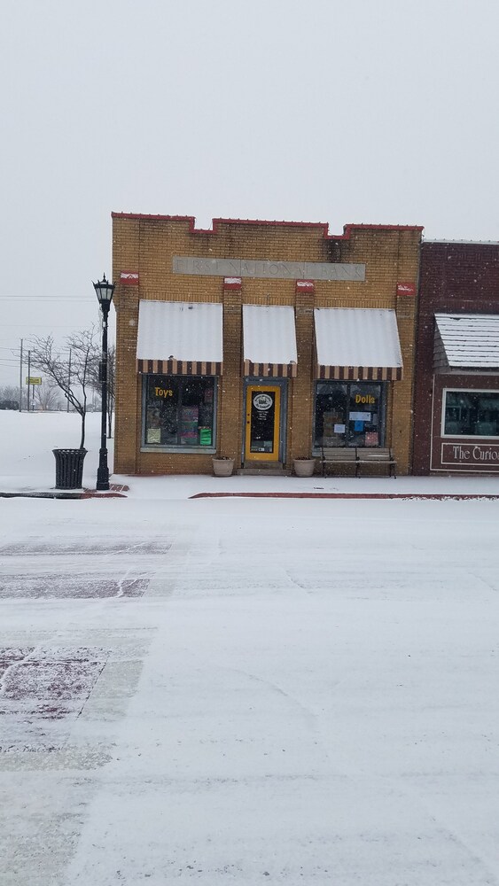 Marceline Mural Motel, 90 Room Prices & Reviews Travelocity