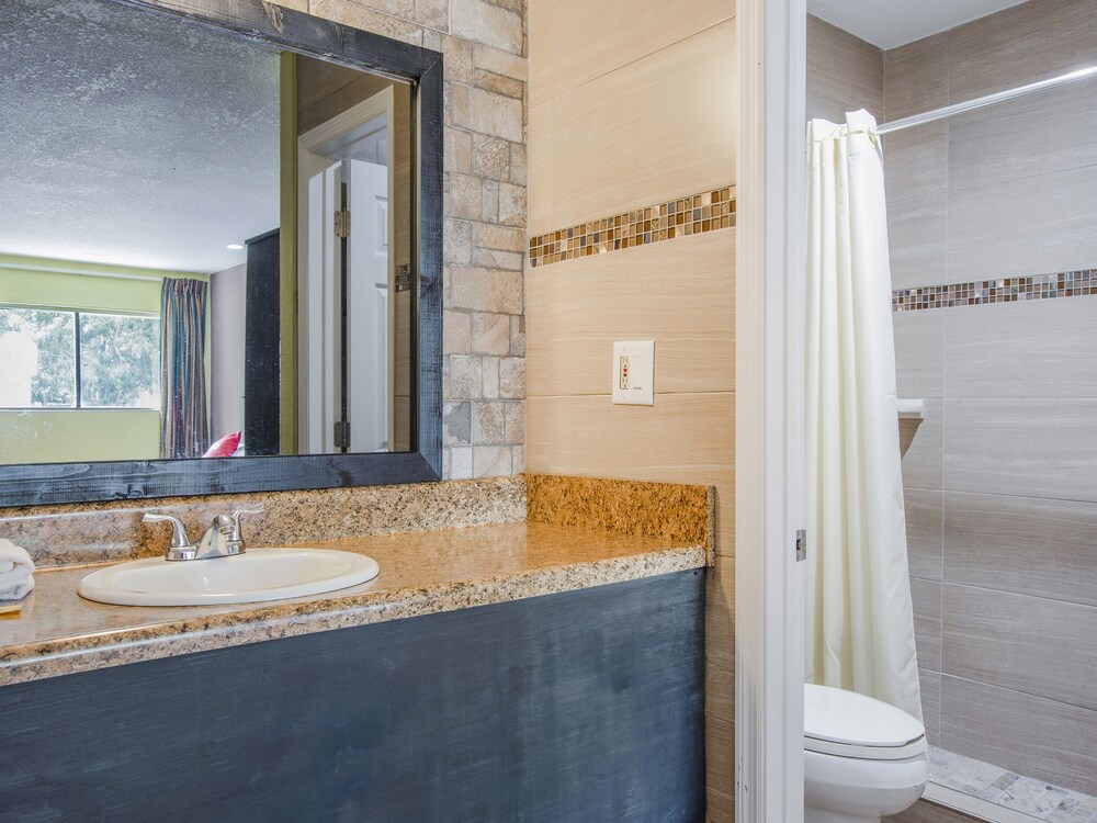 OYO Superior Budget Inn Bartow in Bartow Best Rates & Deals on Orbitz