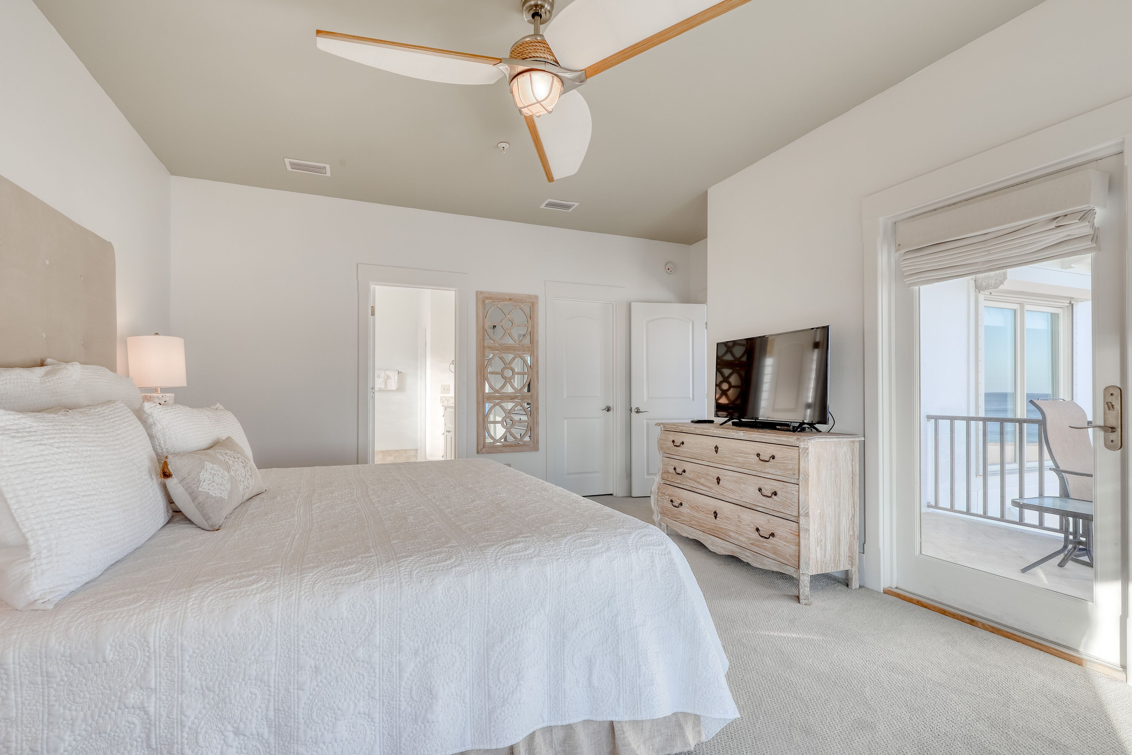Beachfront home on the Gulf w/ private boardwalk, decks & covered parking! in Orange Beach, United States