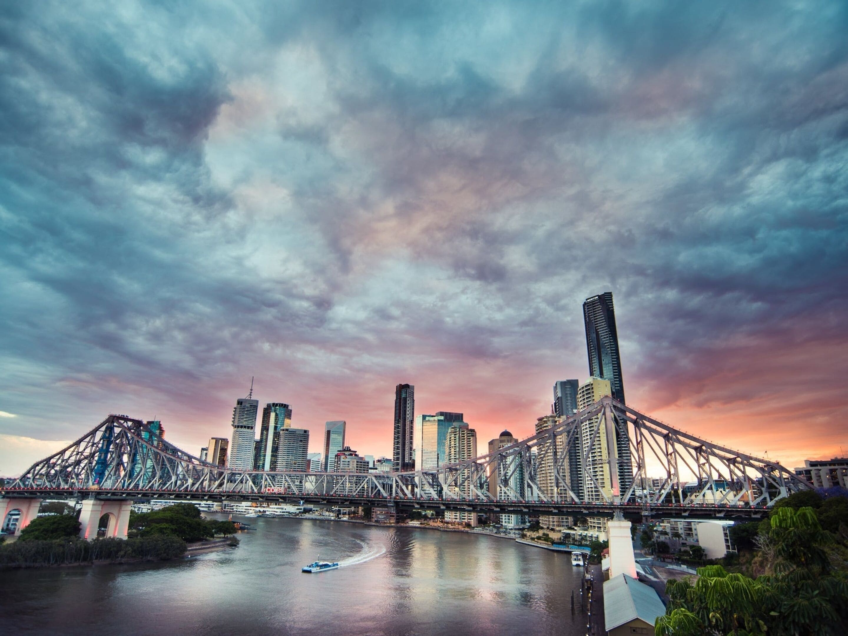 Quiet 1 Bedroom Apartment 5 Minutes From CBD