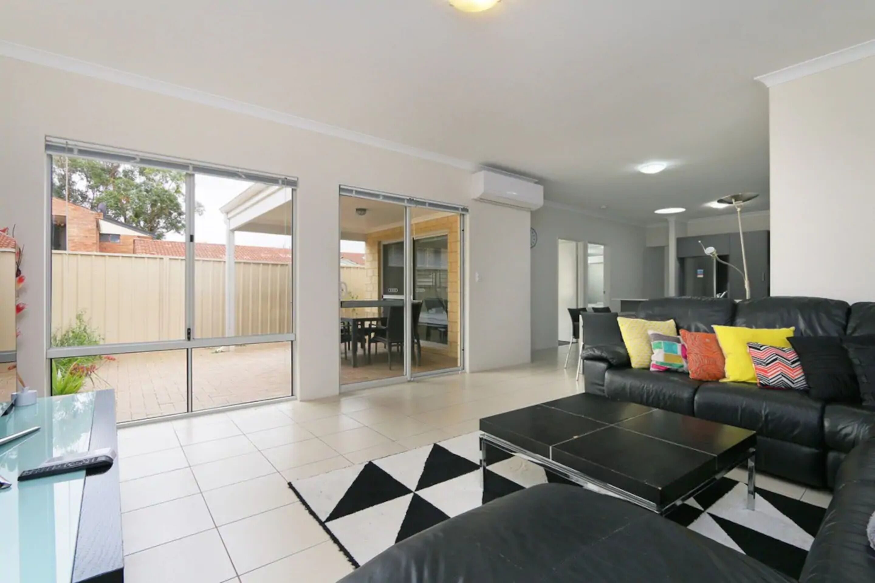 Stunning Home Near Scarborough Beach Sleeps 11