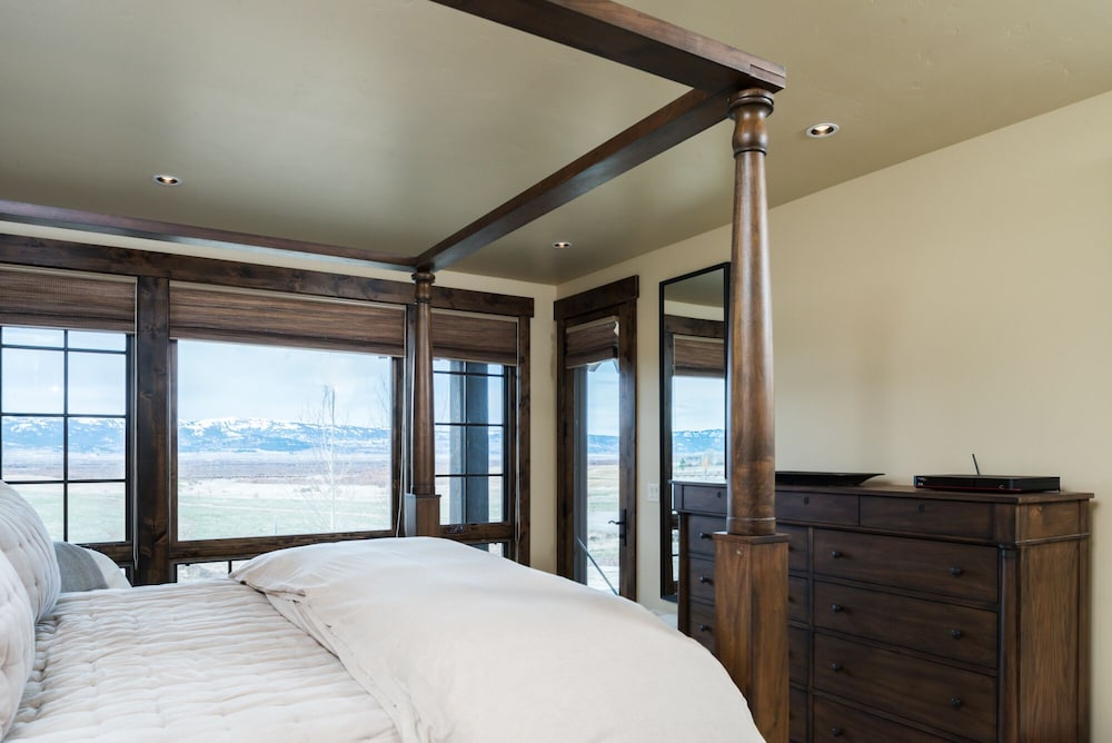 Bunchberry Court. 4 Bedroom Luxury Home in Driggs Idaho with Amazing