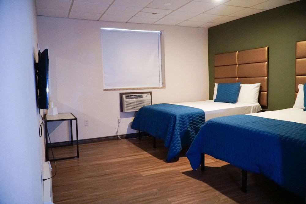 Cabana Hotel Yankee Stadium in New York | Best Rates & Deals on Orbitz