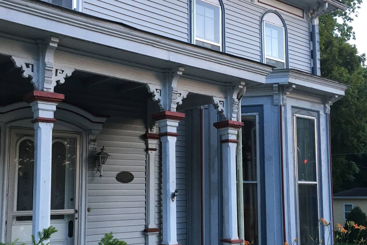 歴史的なビクトリア朝時代 ナッシュビルの1時間北 口コミ 部屋写真 料金 お得情報 エクスペディア 歴史的なビクトリア朝時代 ナッシュビルの1時間北 口コミ 部屋写真 料金 お得情報 エクスペディア