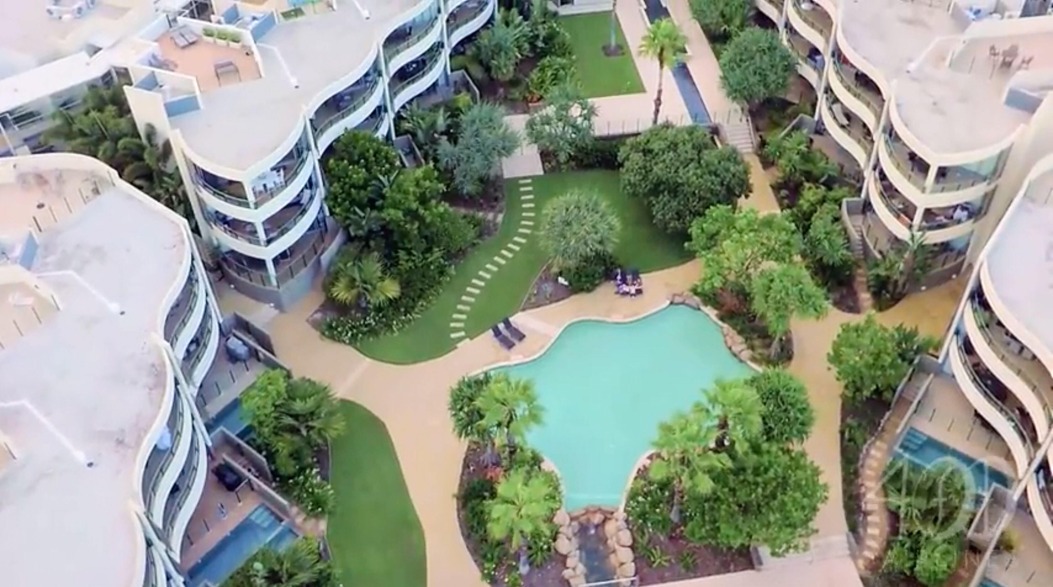 Cotton Beach - Beachfront Villa w/ Private Pool - Paradise Casuarina