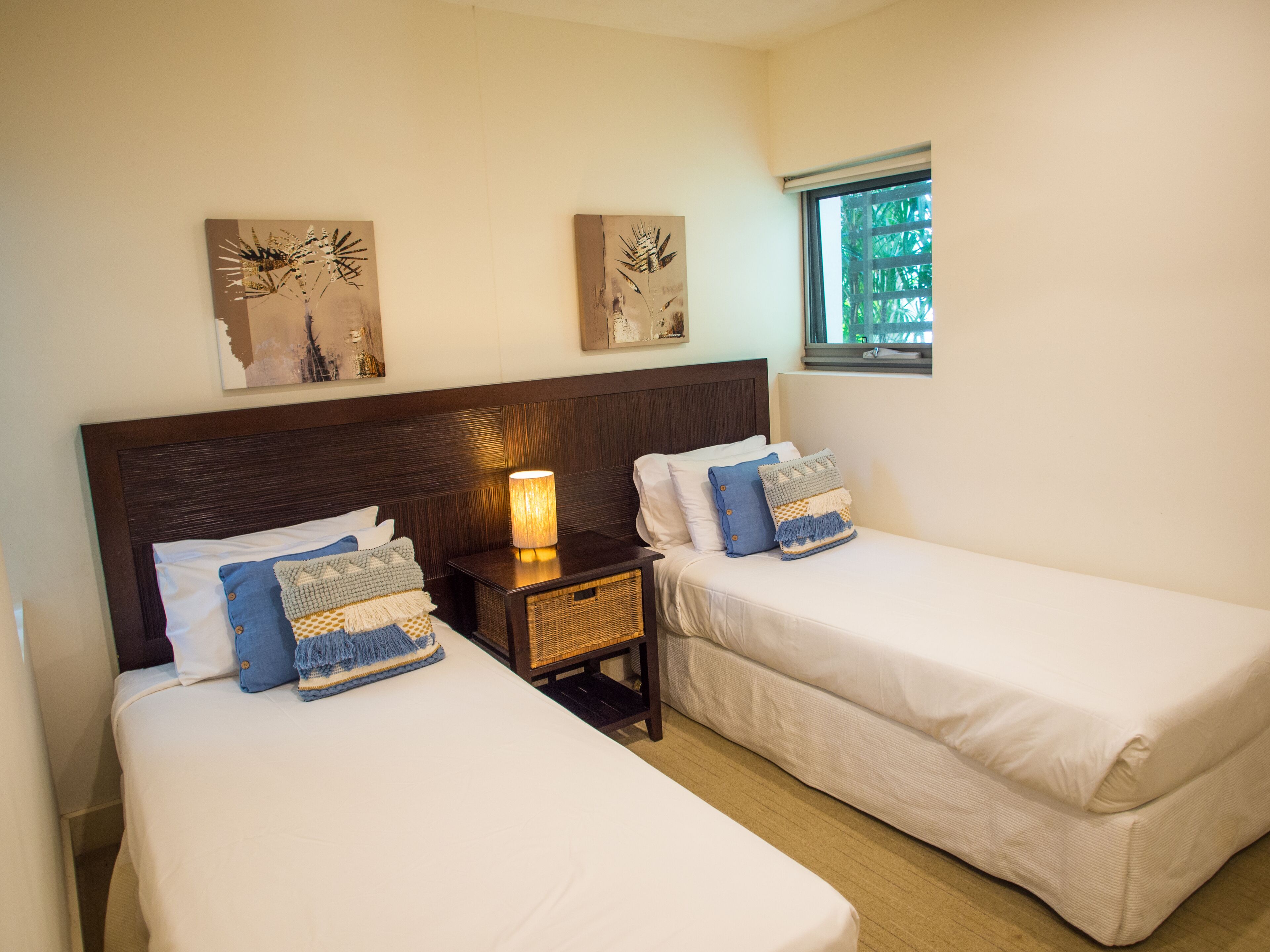 Cotton Beach - Beachfront Villa w/ Private Pool - Paradise Casuarina