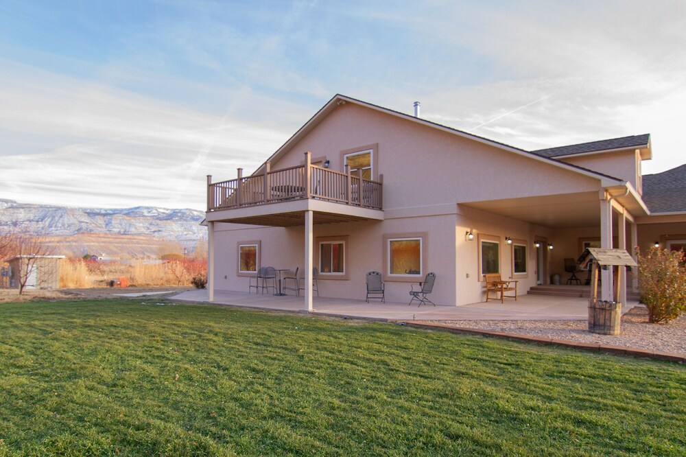 Solid Ground Orchard on the Fruit and Wine Byway in Palisade Mesa