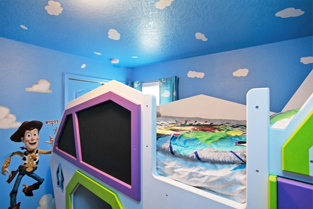 Spectacular Luxury Toy Story Boutique Villa W Pool Spa Game Room Gated Resort In Orlando Hotel Rates Reviews On Orbitz