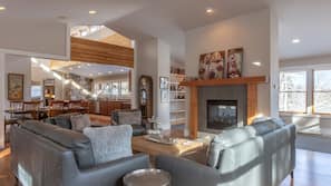 TV, fireplace, books, stereo