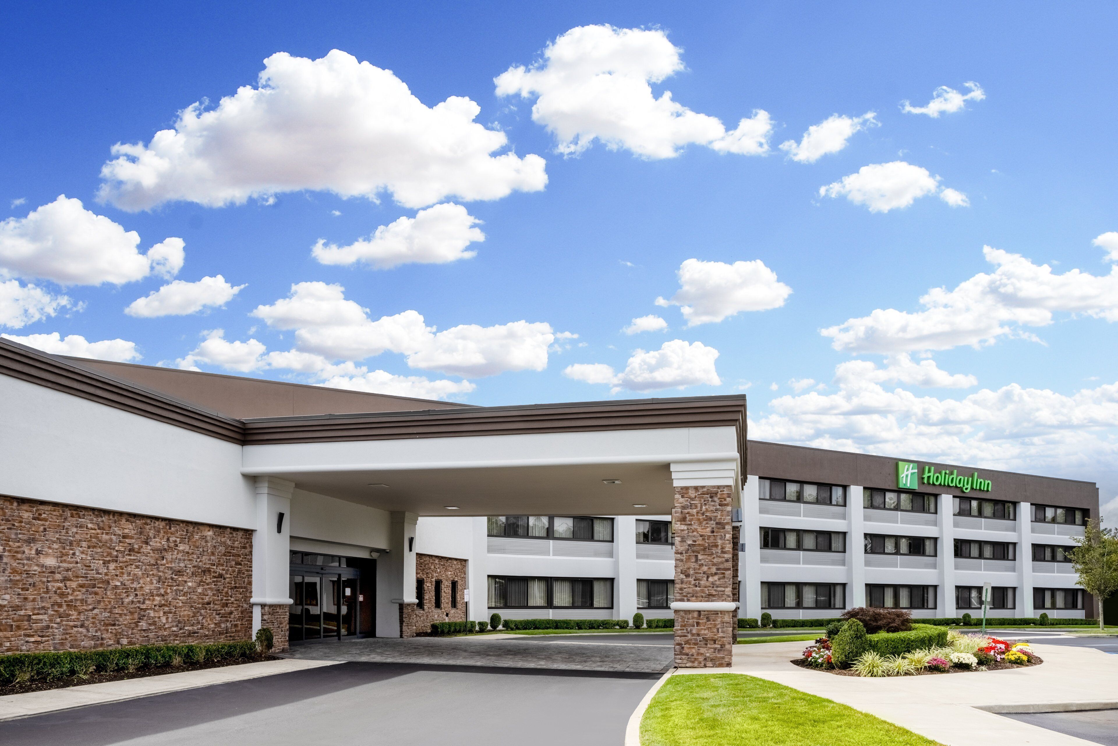 Holiday Inn Long Island-Islip Arpt East, an IHG Hotel in Holtsville, United States