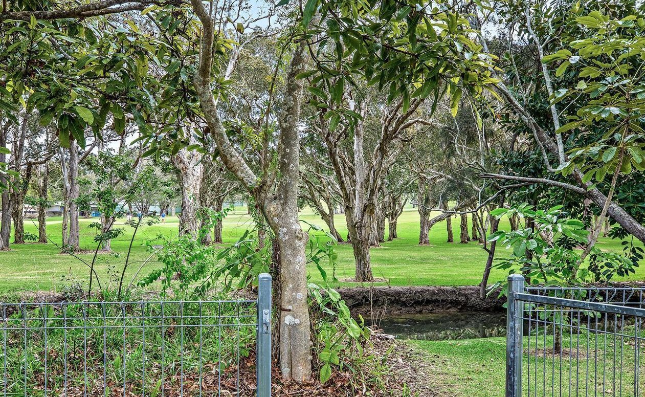Dog Friendly, 4 Bdr Family House in Sunny Sawtell