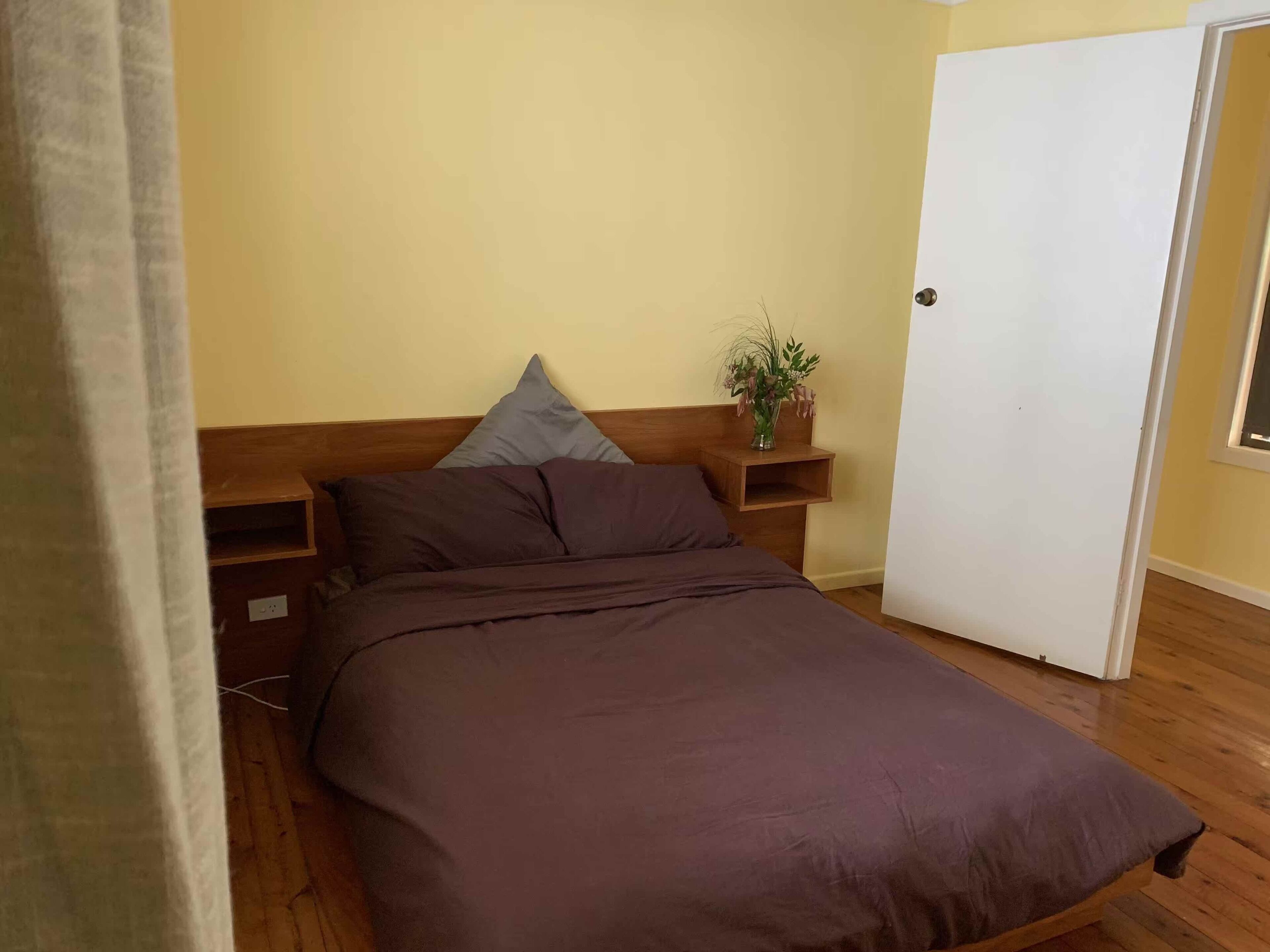 Dog Friendly, 4 Bdr Family House in Sunny Sawtell