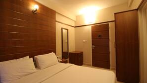 Premium bedding, down duvet, memory foam beds, in-room safe