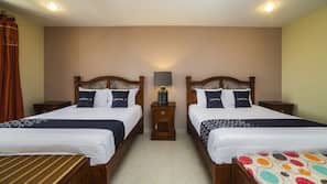Desk, iron/ironing board, free WiFi, linens