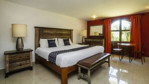 Desk, iron/ironing board, free WiFi, linens