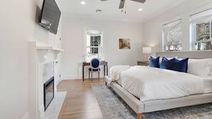 2 bedrooms, iron/ironing board, Internet, bed sheets