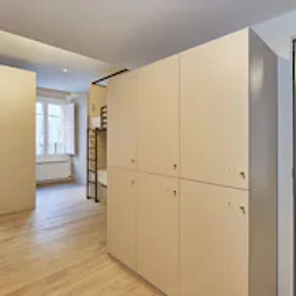 Photo - Alberg Abat Oliba