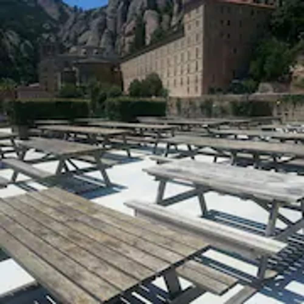 Photo - Alberg Abat Oliba