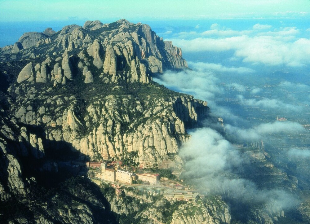 Photo - Alberg Abat Oliba