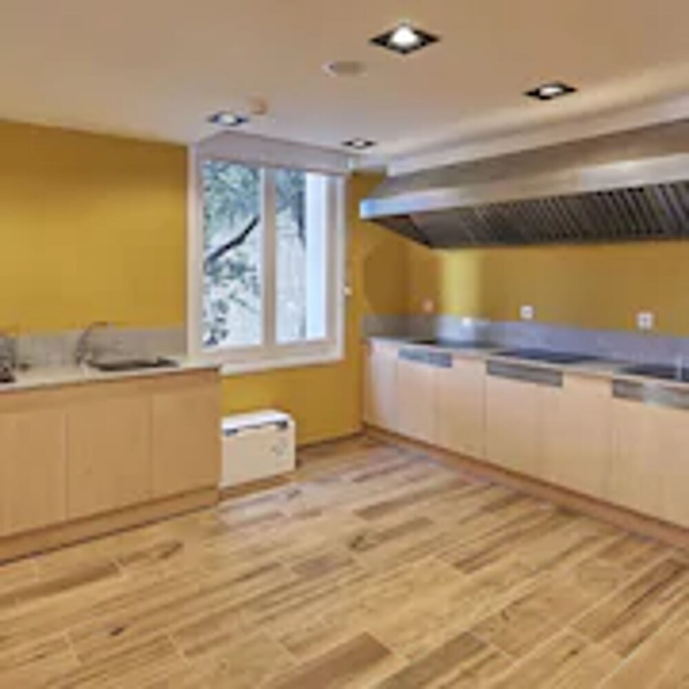 Photo - Alberg Abat Oliba