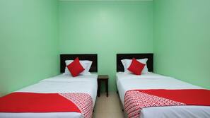 Free WiFi, bed sheets