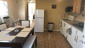 Microwave, coffee/tea maker, cookware/dishes/utensils