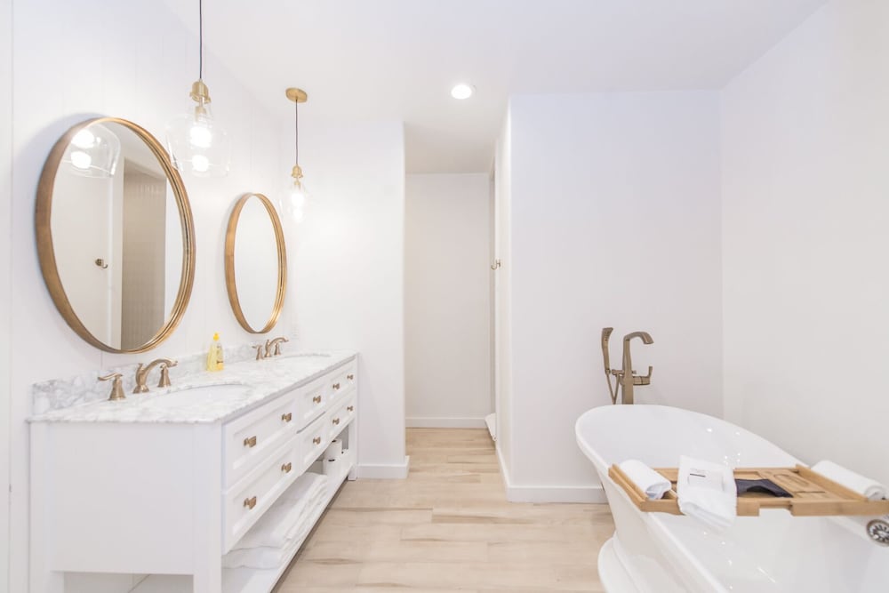 Benson Guest House in Uvalde Best Rates & Deals on Orbitz