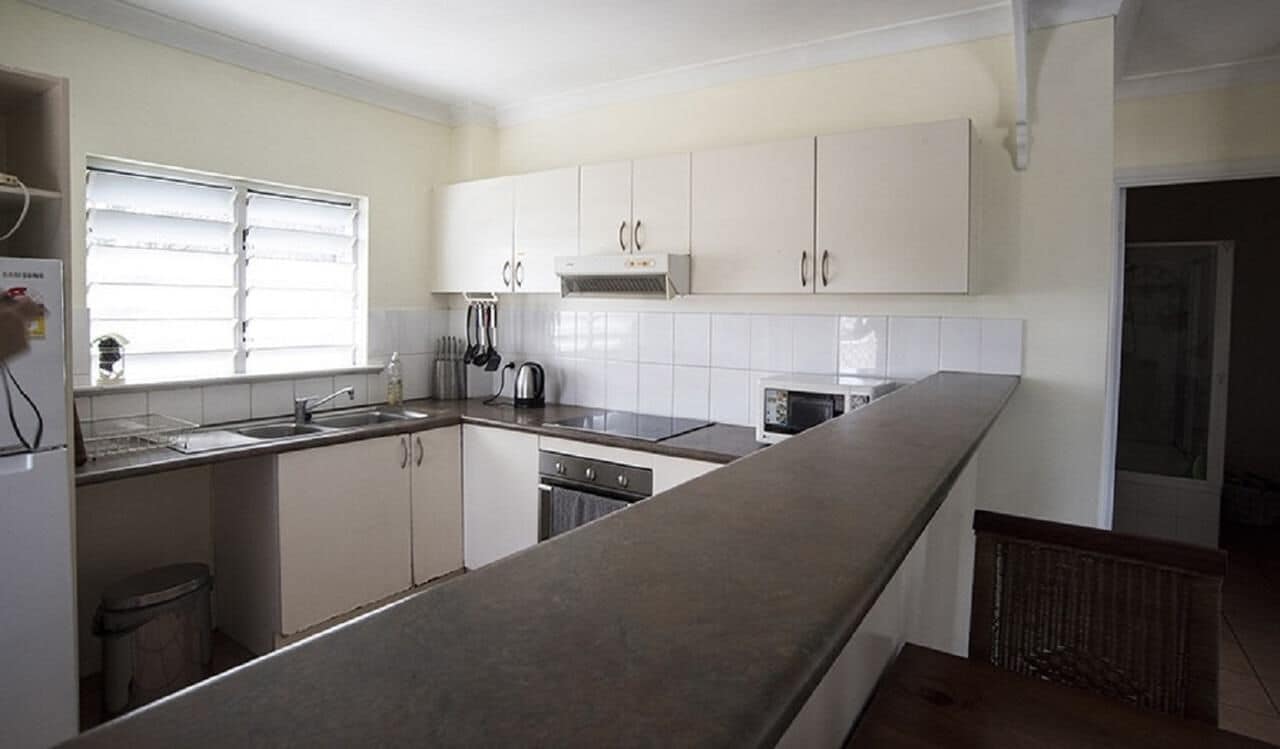 Cairns City Garden Apartment