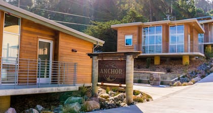 Anchor Inn Pacifica