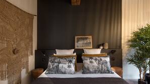 Minibar, coffres-forts dans les chambres, rideaux occultants
